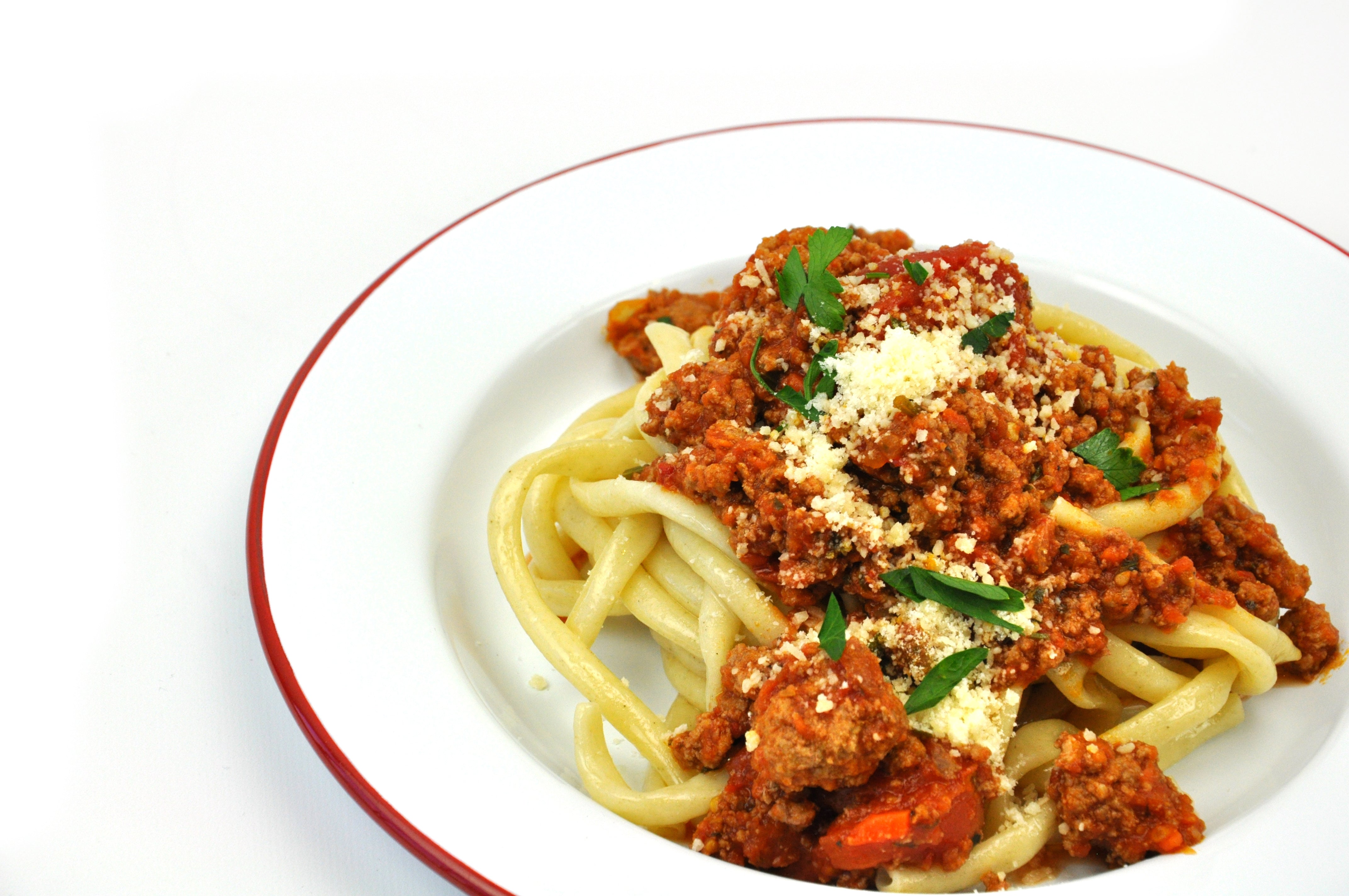 recipe-wild-boar-bolognese-from-fossil-farms